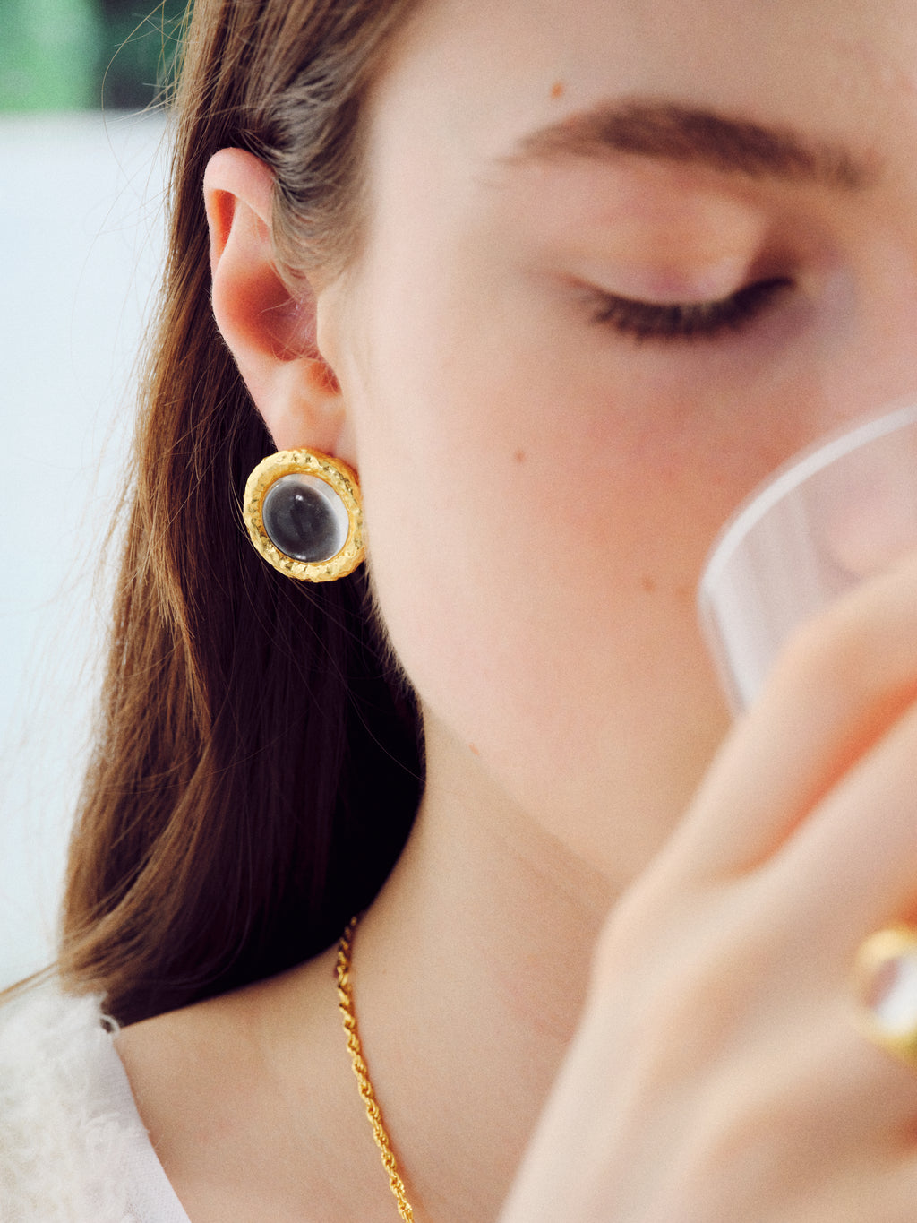 The Halo Round Earrings