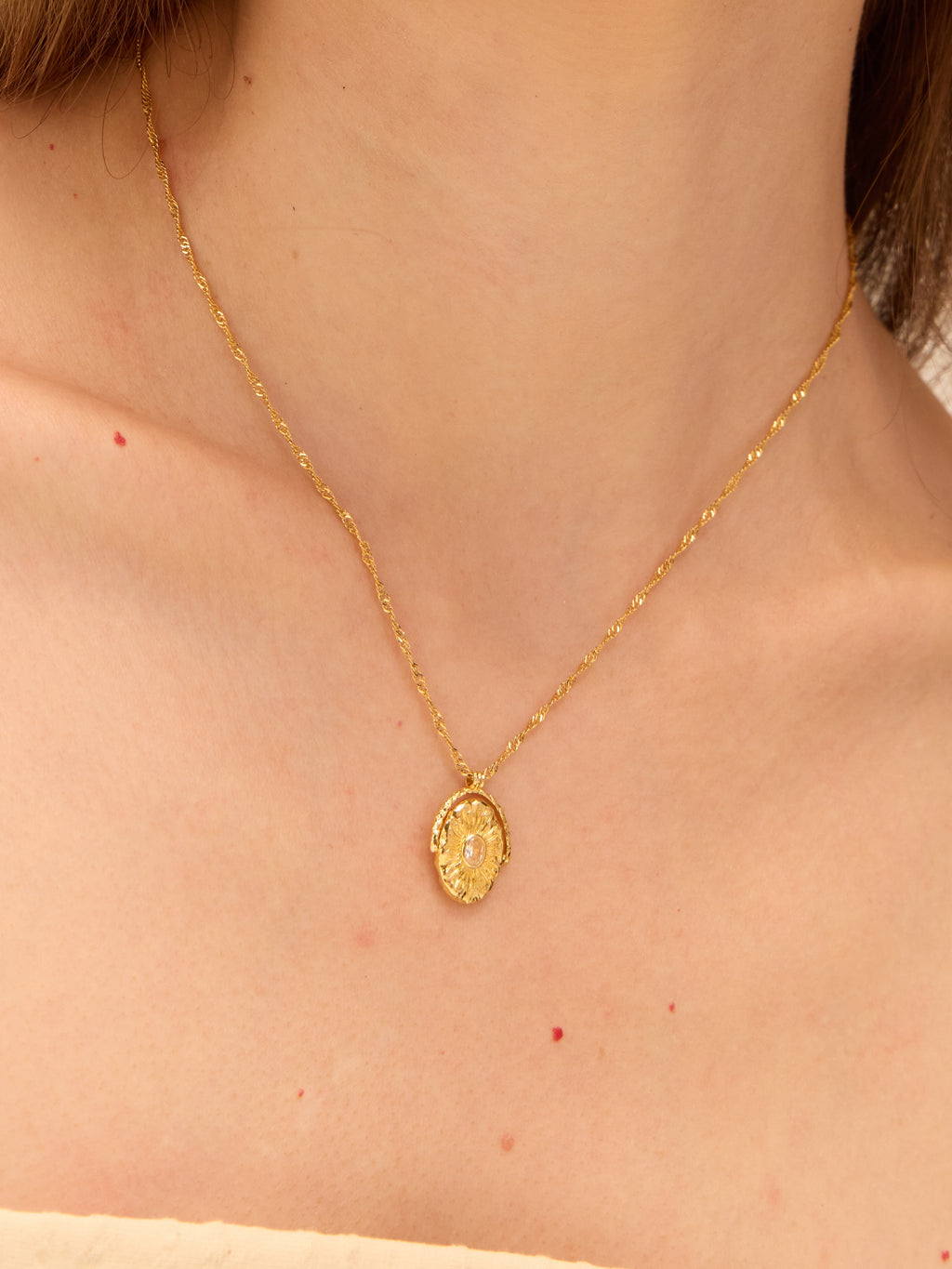 Gold sunburst Muse Necklace engraved 'I am my own muse' with zircon centre — Winding Moonlight