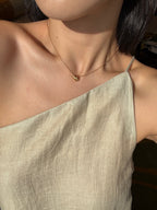 Gold three-circle interlinked Circles Necklace symbolising family, friendship and love — Winding Moonlight