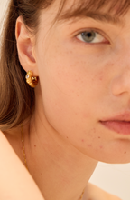 Gold sunburst Muse hoop earrings with hammered texture and zircon — Winding Moonlight