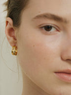 Vintage-texture heart sticker stud earrings — Winding Moonlight