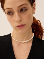 Asymmetric Elizabeth pearl necklace with two pearl sizes — Winding Moonlight
